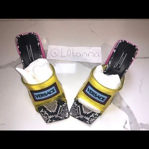 90s vintage logo mid heel sandals